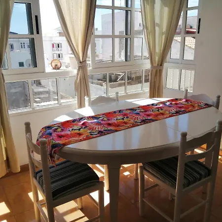 Piso Amarillo Sun Corralejo